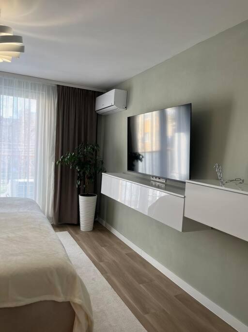 Apartman Artemis Apartment Kosice Ngoại thất bức ảnh